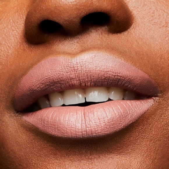 MAC Matte Lipstick Velvet Teddy - Picture 15 of 16